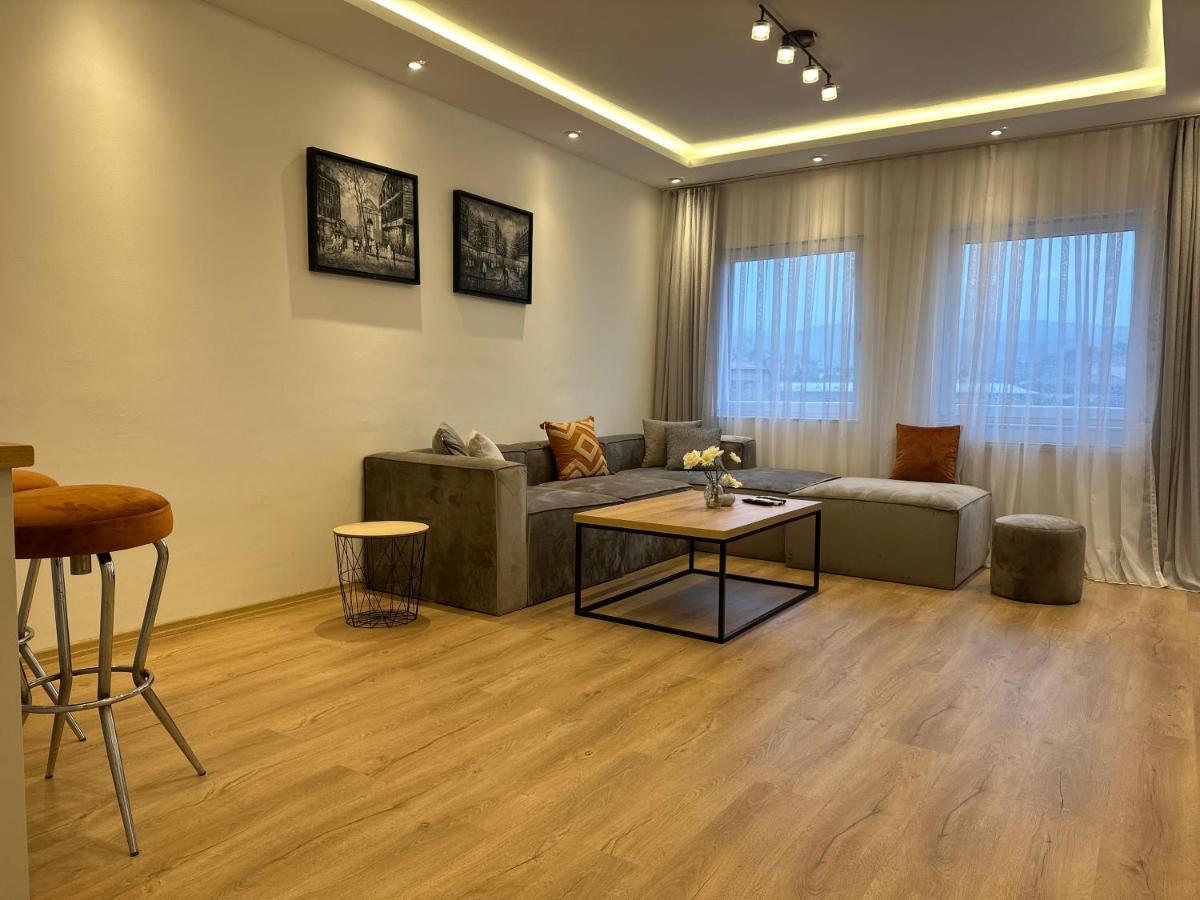 Ariacityview Priștina Exterior foto